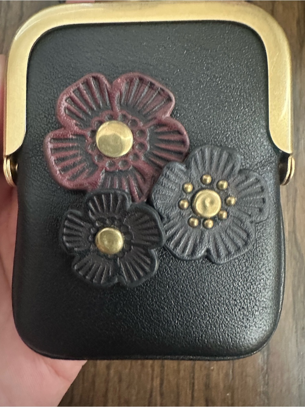 Coach Kisslock Necklace Pouch - customized with tea roses - Picture 3 of 6